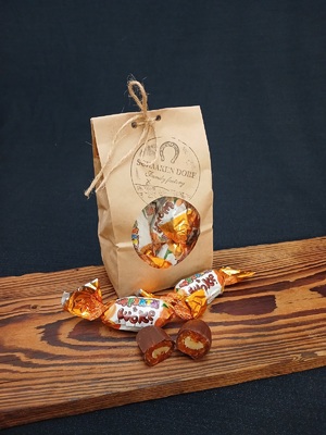 Конфеты "Курага в темном шоколаде с грецким орехом", 300 гр