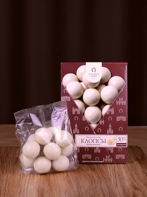 Марципановые клопсы в белом шоколаде, 150 гр